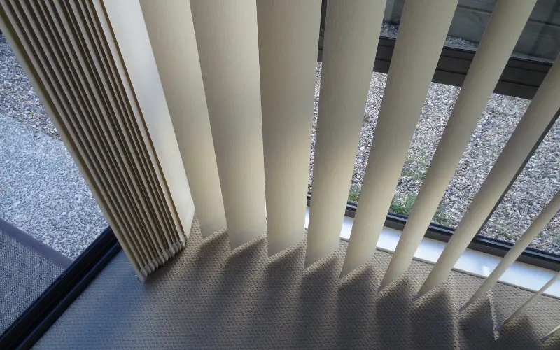 Vertical blinds